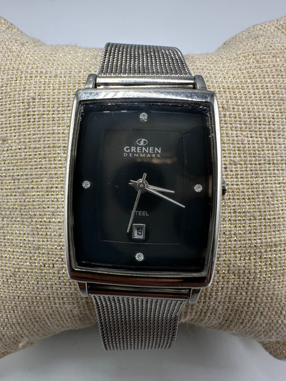 Grenen Watch Women Silver Tone Black Dial Date Window New Battery 8.5 Inch